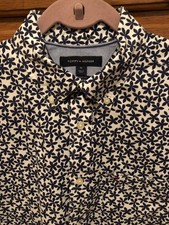 TOMMY HILFIGER MEN'S CASUAL CLASSIC FIT BUTTON DOWN SHIRT BLUE FLORAL MEDIUM