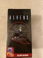 Aliens Alien Queen Q-Fig Max Elite Diorama Quantum Mechanix - Brand New