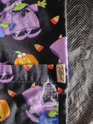 Exfoliantes de Halloween de colección bruja calabaza caramelo maíz negro y púrpura espeluznante talla XS - Imagen 4 de 4