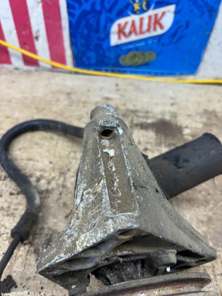 Ford Truck F250 F350 460 429 BBF V8 1983-1987 CONJUNTO DE SOPORTE DE BOMBA DE DIRECCIÓN ASISTIDA Foto 2 de 4