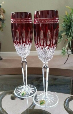 Waterford Crystal Clarendon rubinrot Champagnerflöte Paar Gläser Neu