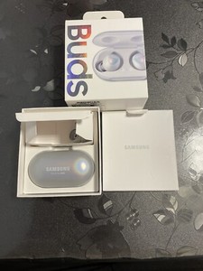 Samsung Galaxy Buds case(Ladebuchse) mit Verpackung zum Verkaufen