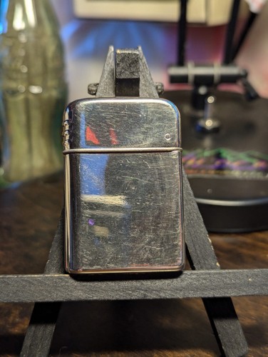 Retro Chrome Windproof Lighter 2" Vintage WORKING Art Deco Look - 90° Lid Hinge - Picture 3 of 9