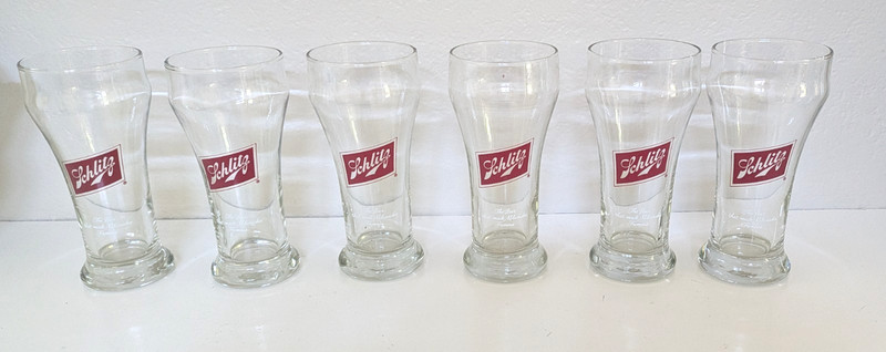 Vintage Set of 6 Schlitz Beer Footed Pilsner Glasses Red Logo Breweriana Barware
