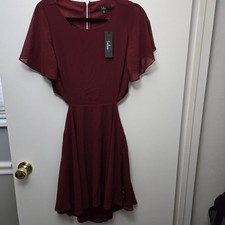 Lulus Burgundy Chiffon Fit & Flare Hi-Low Dress M Cut Out Flutter Sleeve