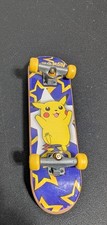 Tech Deck Pokemon Pikachu Fingerboard Skateboard años 90
