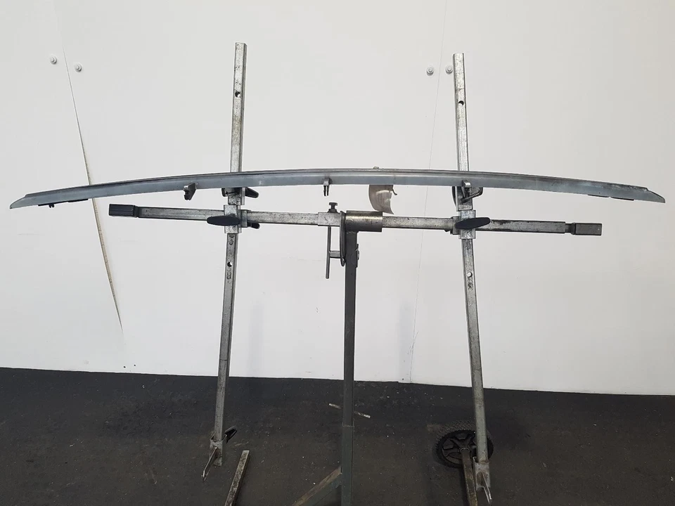 1988 VOLKSWAGEN TRANSPORTER FRONT LOWER GRILLE - Image 2 of 4