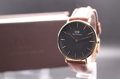 N MINT Daniel Wellington B36R14 Black Dial Round Two Belt 36mm Mens Watch JAPAN