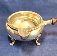 Antique FISHER STERLING SILVER GRAVY/SAUCE BOAT #1096 w/Wood Handle 102g Claw Fe