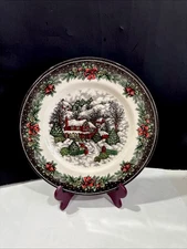 Royal Stafford Christmas Village 10.75” Dinner Plate England Kitchen Food