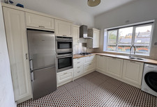 Magnet Cream Shaker Style L-Shaped Kitchen Units