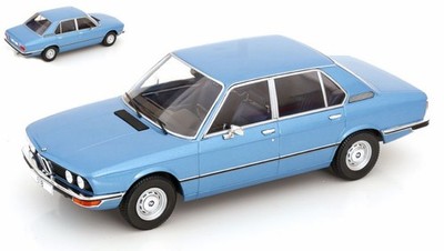 ModelCarGroup BMW 5er (E12) 1973 LIGHT BLUE 1:18