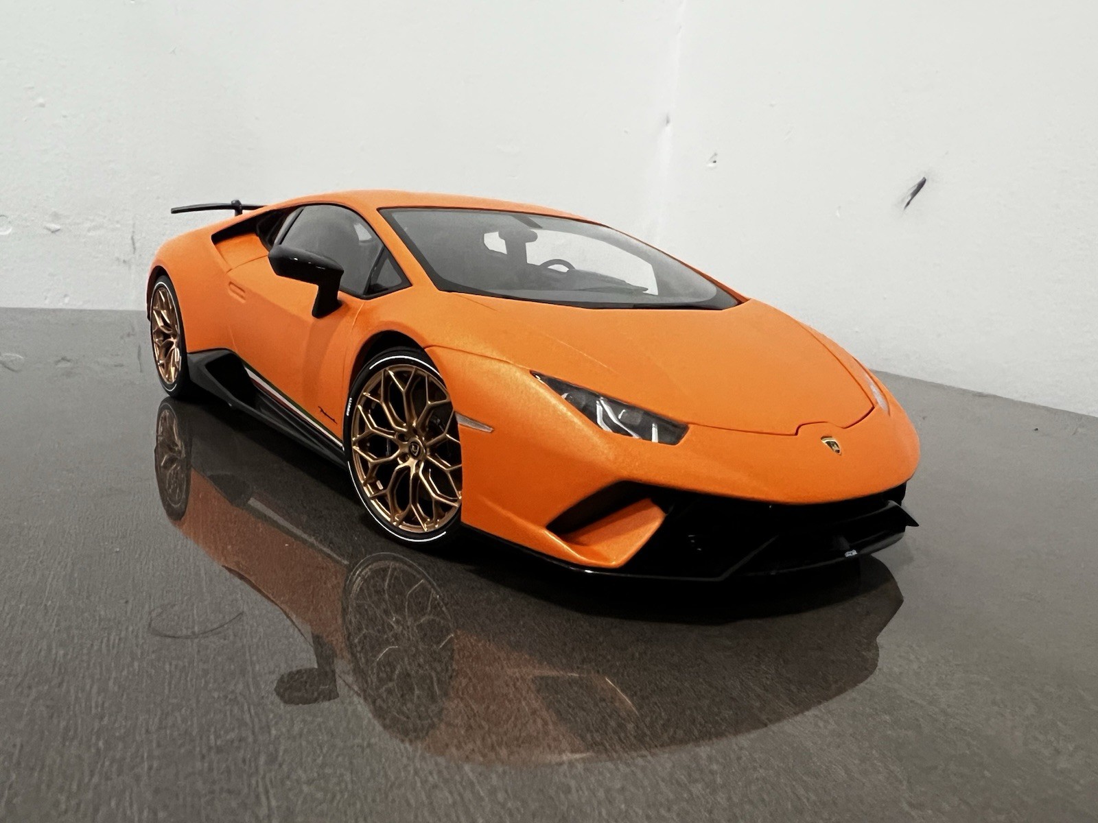 AUTOart Lamborghini Huracan Performante Arancio Anthaeus 79152