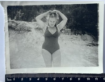 Pretty Cute Young Woman With Hairy Armpits Charming Lady Bikini Old Photo #5462
