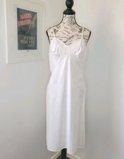 Vintage Vanity Fair All Antron III Nylon Full Slip USA Size 36 L