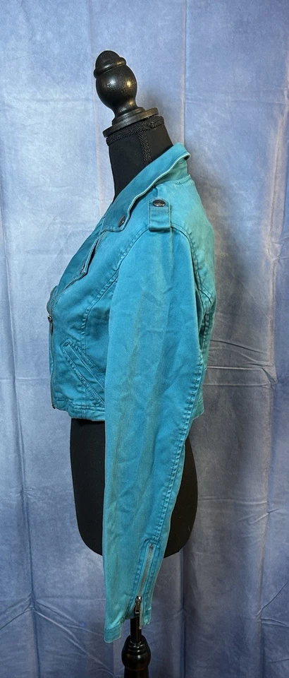 Celebrity Pink Blue Cropped Moto Jacket Women’s Size Medium - Image 3 of 4