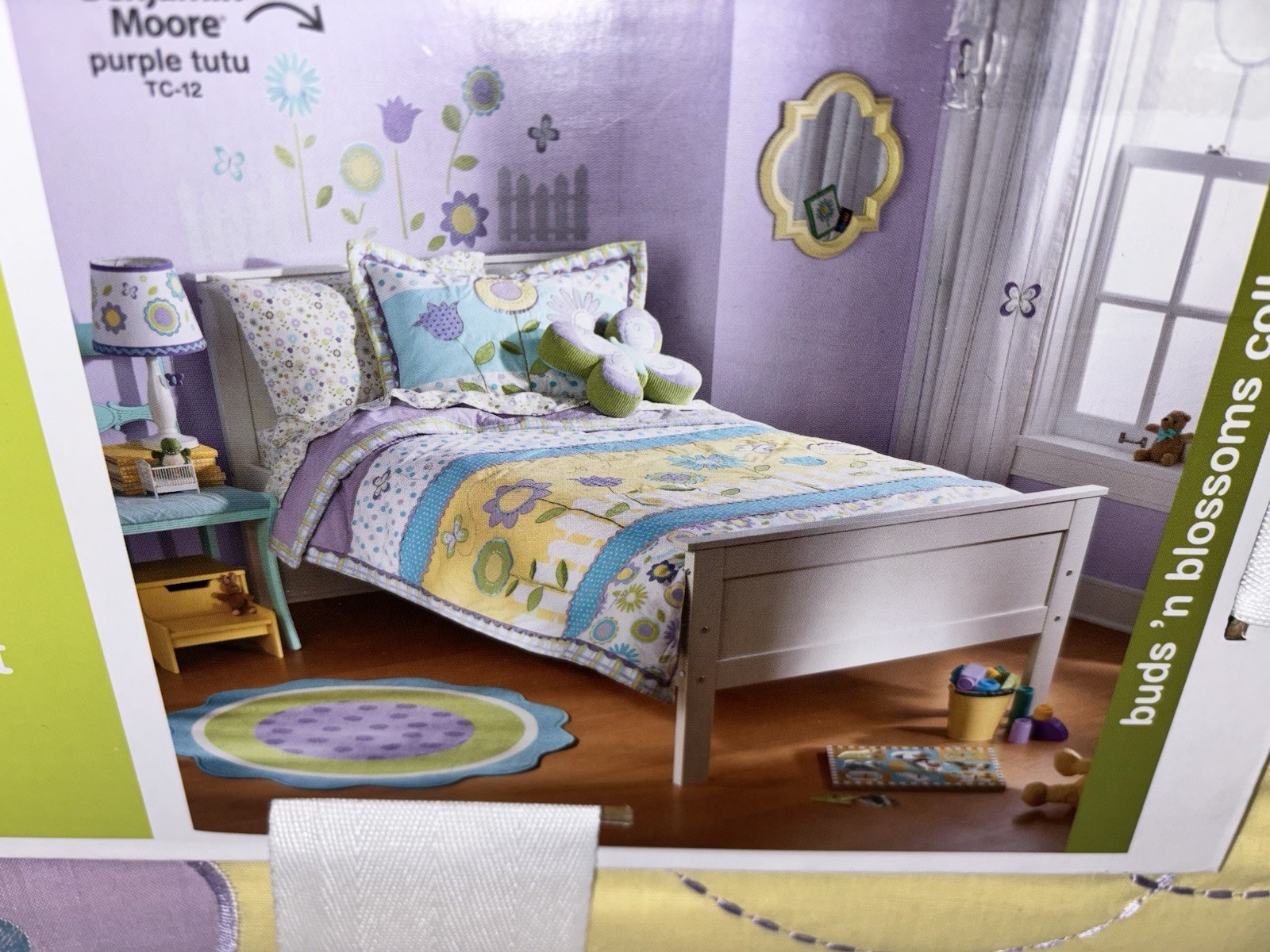 Circo Buds 'n Blossoms Twin Quilt + Standard Sham + Sheet Set + Butterfly Pillow