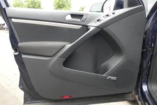 VW Tiguan 5N Türverkleidung Verkleidung Tür vorne+hinten Dynaudio schwarz