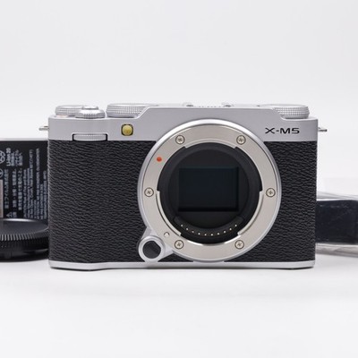 Fujifilm X-M5 Spiegellose Kamera Silber (Auslösungen: 376) [Top Neuwertig]...