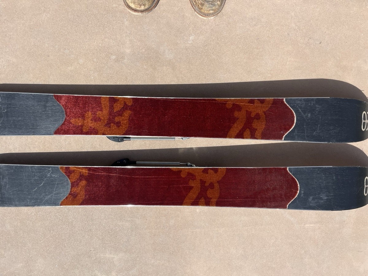 Altai Hok Skis, 125cm with Voile 3 pin Bindings & Integrated