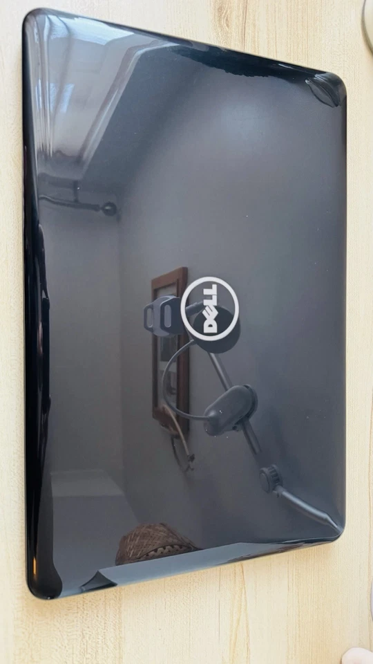 Dell Inspiron 17 5767 Laptop, i7 7500U, Full HD,SSD256gb, 8GB,4GB AMDM445, Win11 - Image 4 of 4