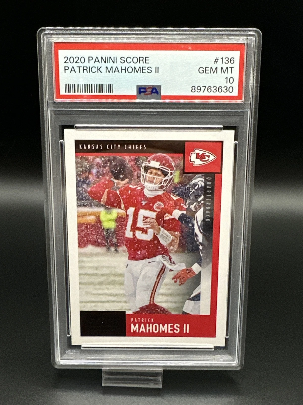 Patrick Mahomes trading card