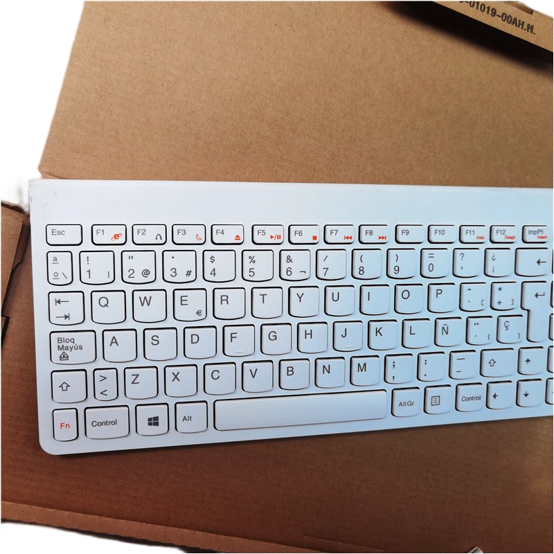 Spain layout white wireless keyboard for lenovo SK-8861 - Image 3 of 4