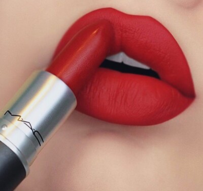 M·A·C Matte Lipstick #707 RUBY WOO ~ BRAND NEW IN BOX