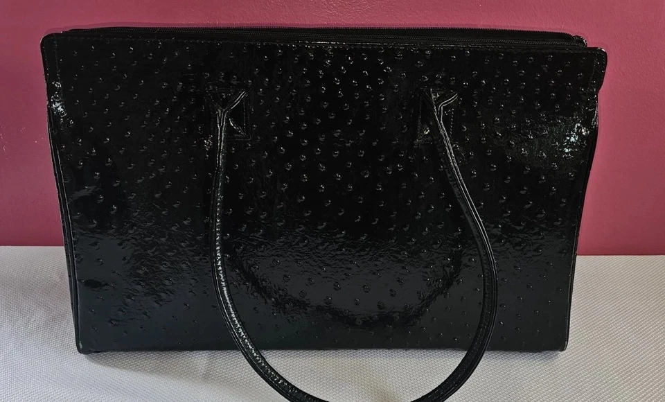 Consultora de Cosméticos Mary Kay Lg. Bolso de mano y planificador/organizador de charol negro Foto 4 de 4