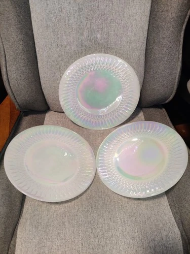 VTG 3pc Federal Glass Moonglow Shell Pearl Iridescent White Dinner Plates 9.75”
