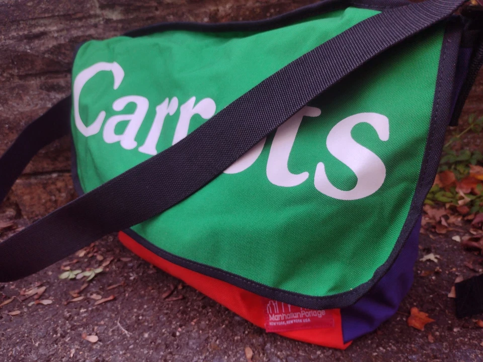 Manhattan Portage x Carrots 超大邮差包 CORDURA® Collab 罕见 — 第 2/4 张图片