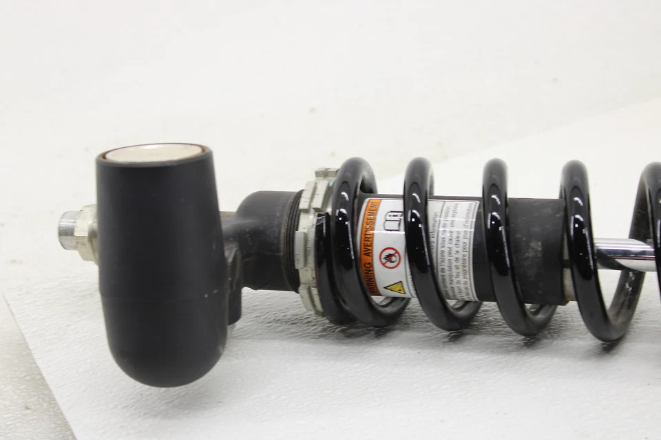 Amortiguador trasero 11-22 Suzuki GSXR750 Foto 2 de 4