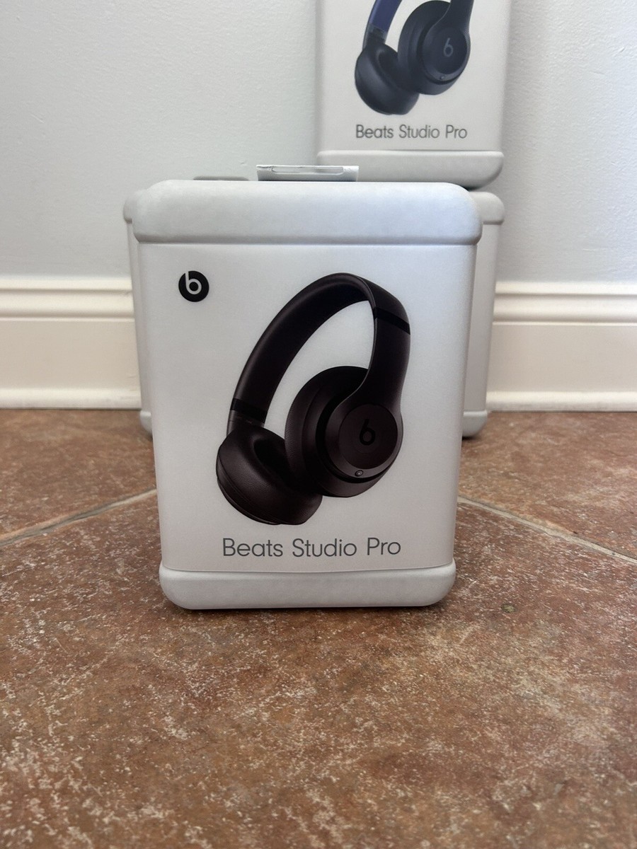 Beats Studio Pro with 2 Year Apple Care | Brand New-Navy Beats Studio Pro with 2 Year Apple Care | Brand New-Navy