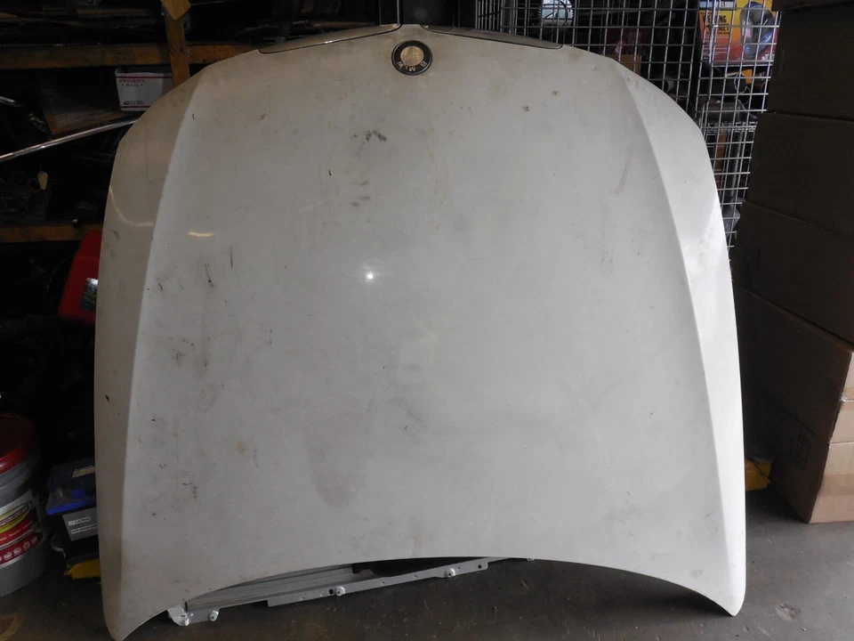 Capô painel branco 2006-2012 BMW E90 325i 330i 335i APENAS RETIRADA 11733 - Imagem 3 de 4