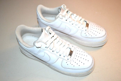 Nike Air Force 1 Womens '22 Low White Athletic Shoe Sneakers Size 7.5
