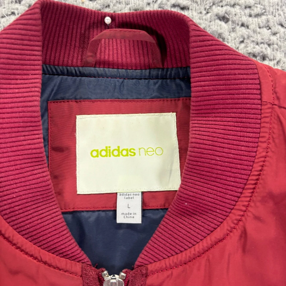 Chaqueta de bombardero Adidas Neo para mujer grande roja poliéster elástica bolsillo con cremallera completa Foto 3 de 4