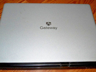 GATEWAY M SERIES SA6 15.4 computer INTEL PENTIUM DUAL-CORE
