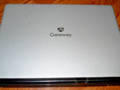 GATEWAY M SERIES SA6 15.4 computer INTEL PENTIUM DUAL-CORE 2GHZ