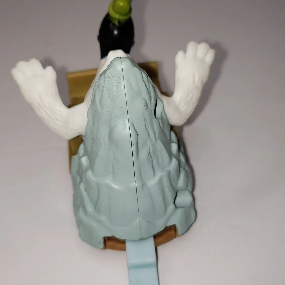 McDonald's 2020 Mickey & Minnie's Runaway Railway Goofy Expedition Everest #5 Foto 4 de 4