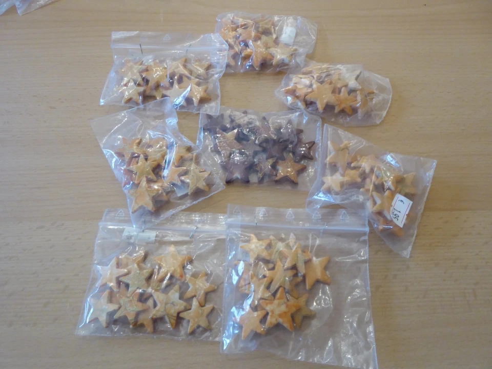 Perlen, Kristallsterne, Sterne zum Auffädeln, Konvolut - ca. 3,7 kg - Bild 3 von 4