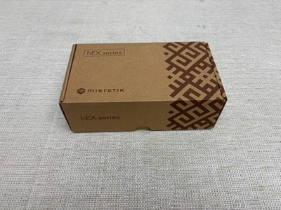 NEW IN BOX MikroTik hEX PoE lite RB750UPr2 5-Port Ethernet Router PoE-Out-24volt