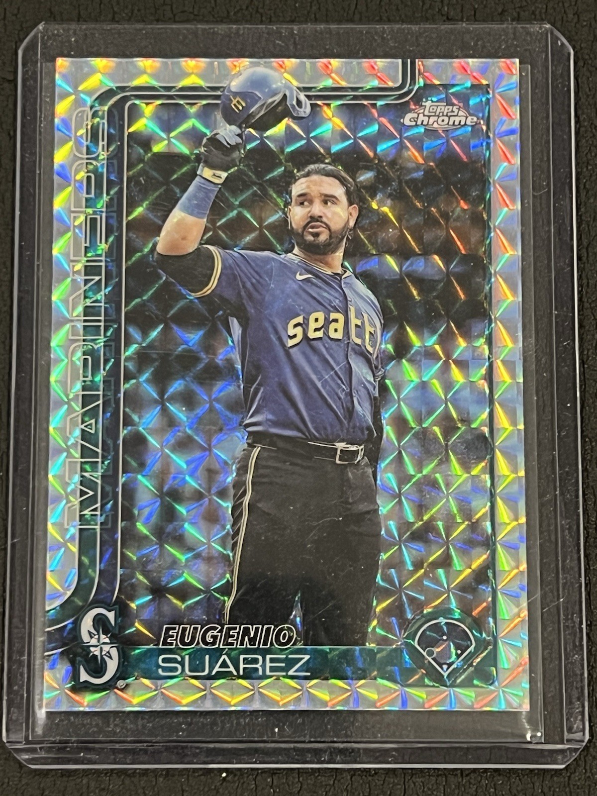 2025 Topps Chrome Update - Eugenio Suarez #USC125 GEOMETRIC Refractor Mariners