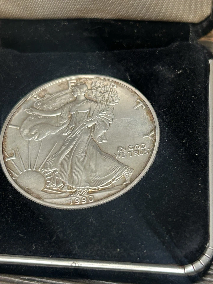 1990 American Eagle 1 Oz Silver Dollar BIN Nice Collectible USA Bullion .999 - Image 2 of 4