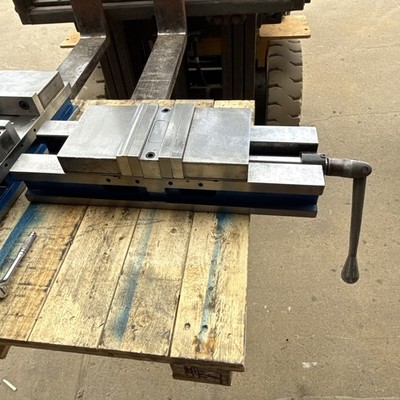 MACHINIST  Cise LATHE MILL Machinist Kurt Double Lock Machine 6'' DL640 (LPP3