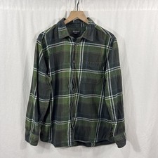 Eddie Bauer Flannel Shirt Men's Size XL Green Plaid Classic Fit Button Down