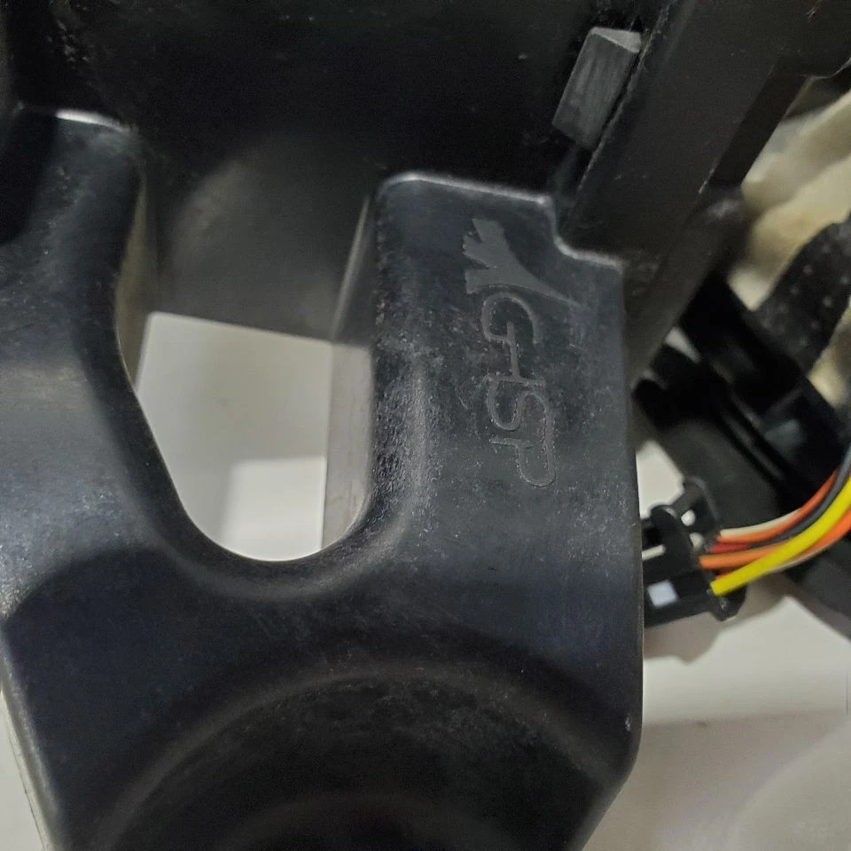 2014 Dodge Promaster 2500 OEM 3.0L Diesel Manual Transmission Shifter - Image 2 of 4