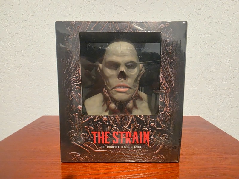 The Strain: Complete First Season Premium Collector’s Edition Blu-ray New/Sealed