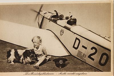 10658 AK DLV Round Trip Operation Airport Berlin Tempelhof around 1930 Child Dog