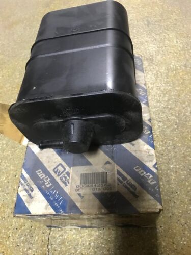 Fiat 124 Spider X19 Fuel Tank Vapor Charcoal Canister 0004442162 - 第 1/1 張圖片