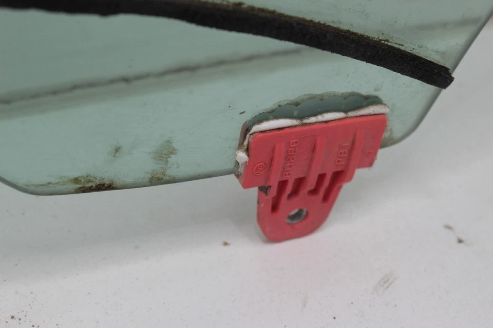 Nissan Armada 2005-2014 puerta delantera izquierda lado del conductor ventana vidrio OEM Foto 3 de 4